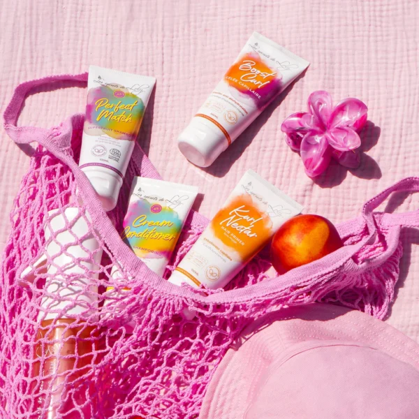 LES SECRETS DE LOLY TROUSSE BOUCLES