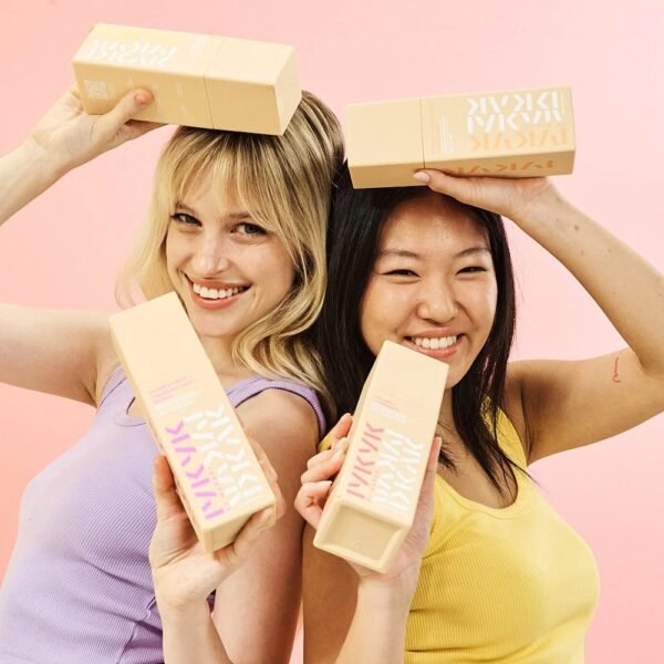 makari-ceramide-collagen-peptides-body-toning-cream-iykyk-4.jpg CERAMIDE COLLAGEN + PEPTIDES BODY TONING CREAM - IYKYK